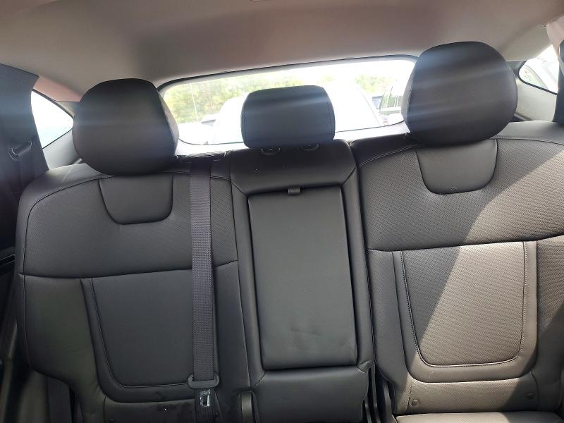 Photo 10 from auction – 2023 HYUNDAI TUCSON with VIN 5NMJFCAE9PH183097