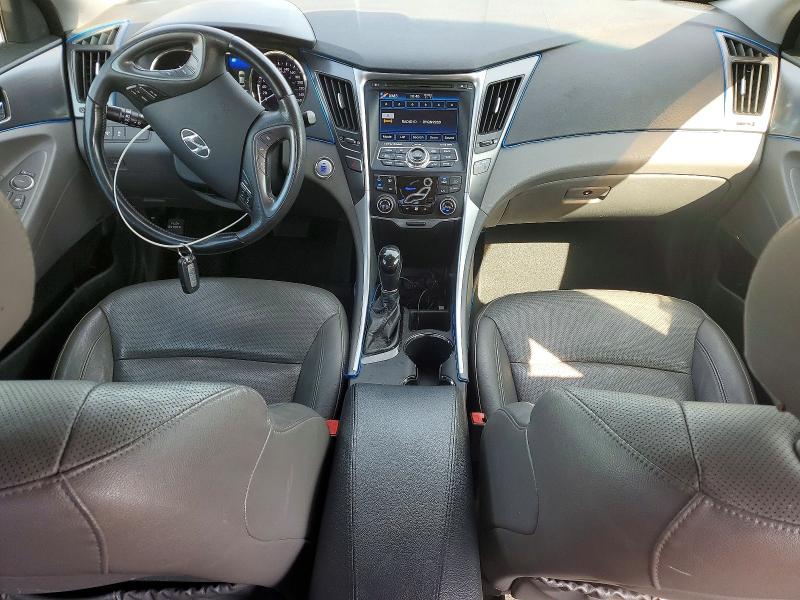 Photo 8 from auction – 2011 HYUNDAI SONATA with VIN KMHEC4A42BA007594