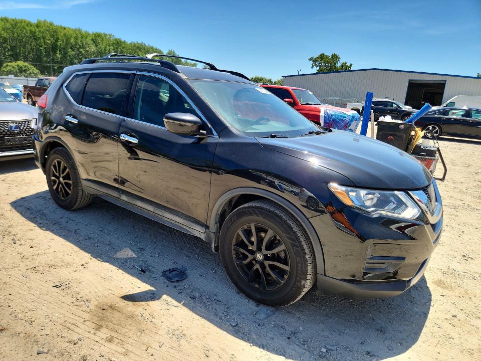 Photo 4 from auction – 2017 NISSAN ROGUE with VIN 5N1AT2MV5HC848846