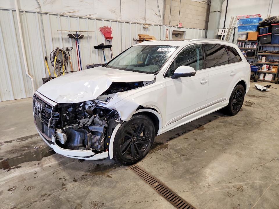 AUDI Q7 2022 z numerem VIN WA1LXBF77ND010589 - Zdjęcie z aukcji