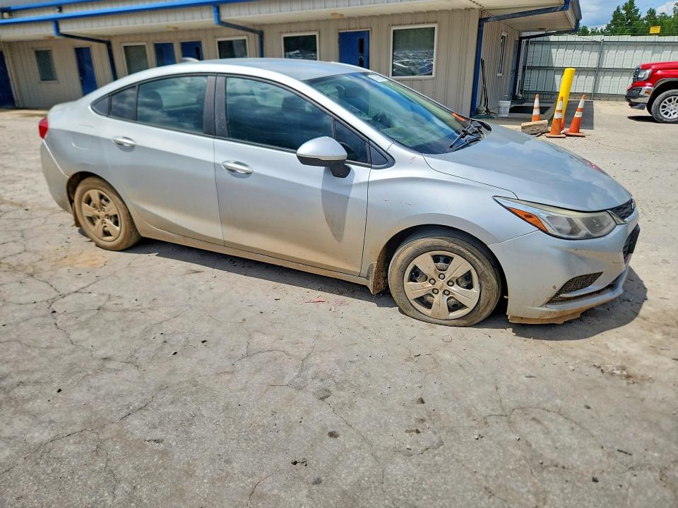 Photo 4 from auction – 2016 CHEVROLET CRUZE with VIN 1G1BC5SM7G7238967