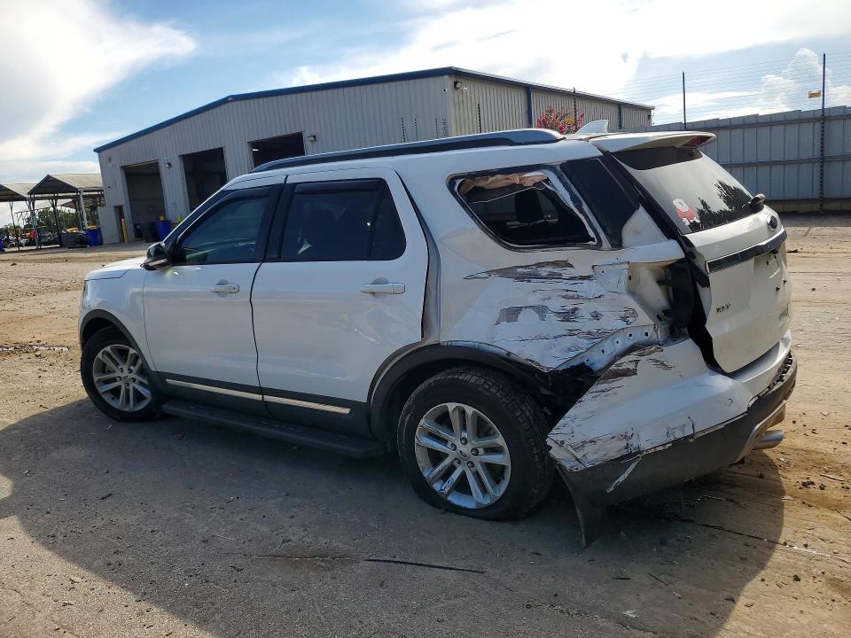 Photo 2 from auction – 2017 FORD EXPLORER with VIN 1FM5K7D89HGA70913