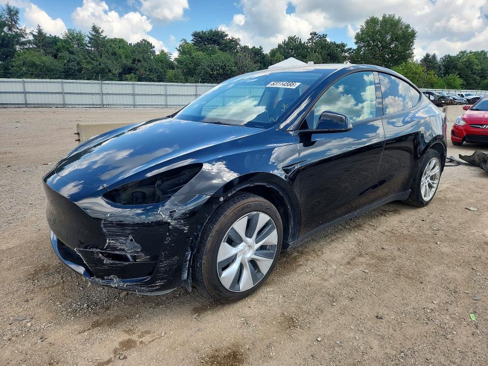 TESLA MODEL  Y 2022 with VIN 7SAYGDEE2NF427749 - Photo from auction