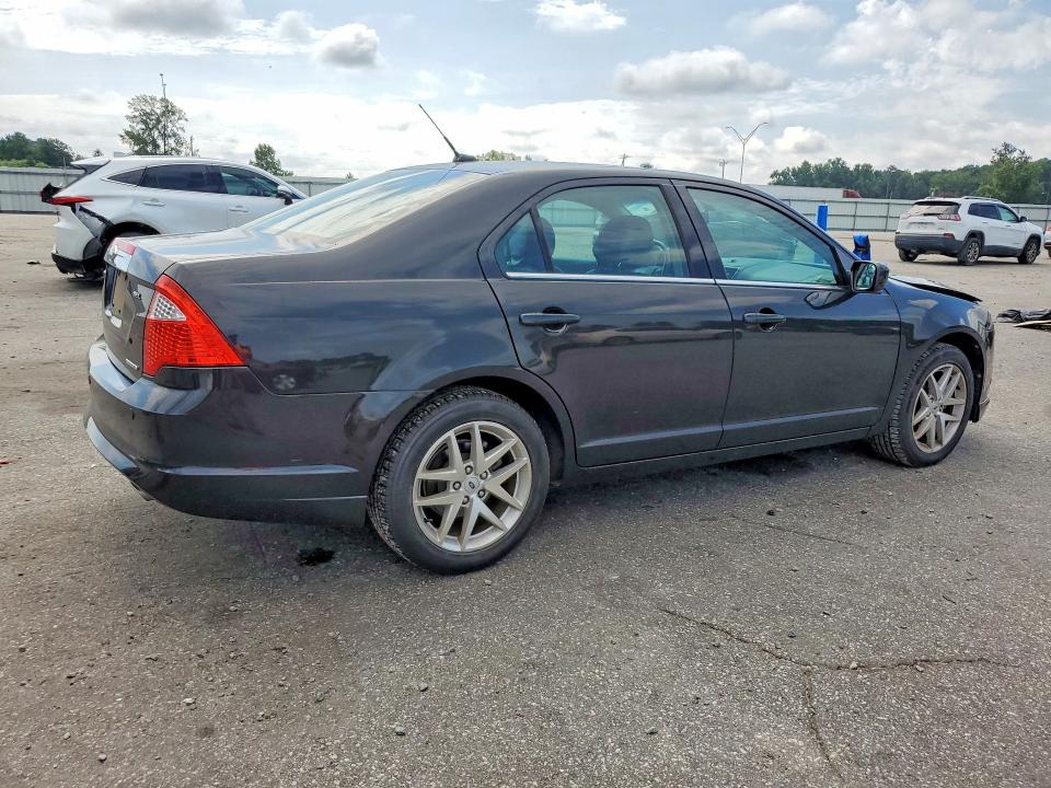 Photo 3 from auction – 2012 FORD FUSION with VIN 3FAHP0JG2CR372234
