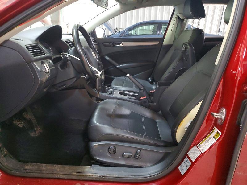 Photo 7 from auction – 2015 VOLKSWAGEN PASSAT with VIN 1VWBV7A36FC042205
