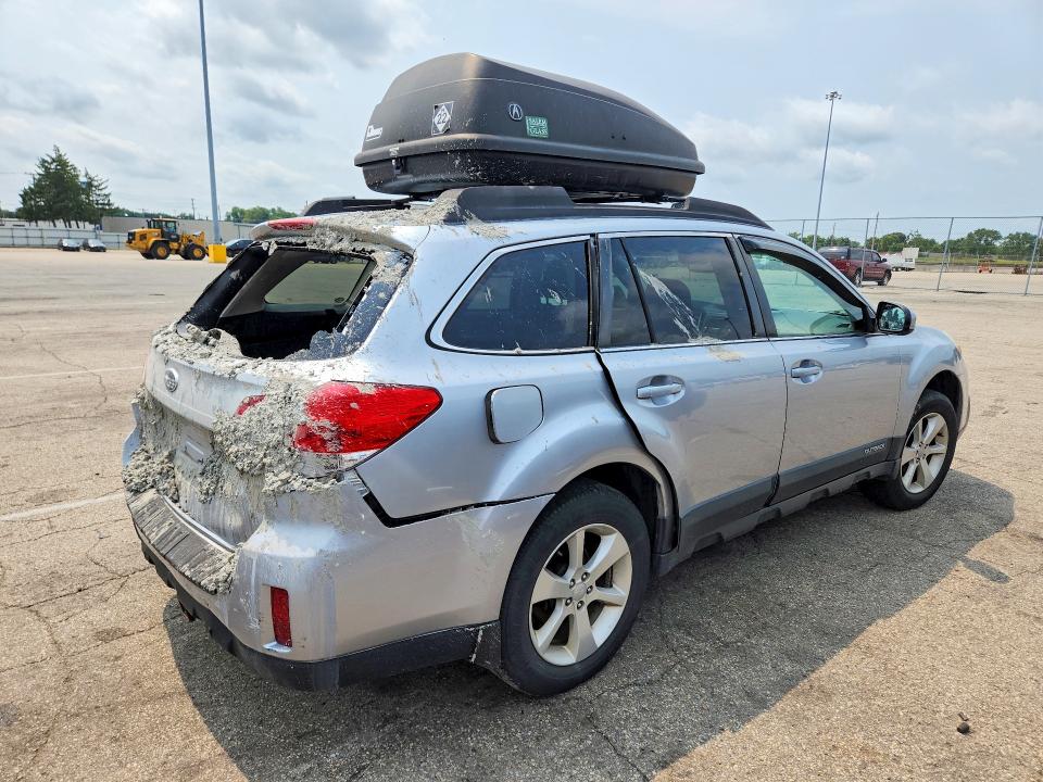 Снимка 3 от търг – 2013 SUBARU OUTBACK с VIN 4S4BRCGC4D3216384