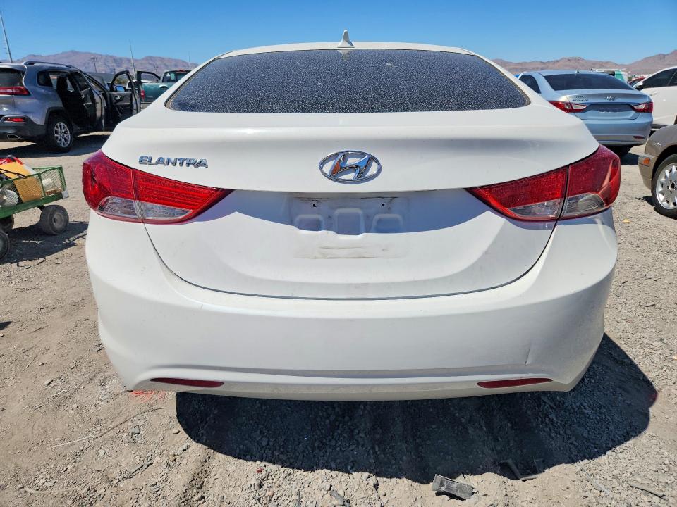 Photo 6 from auction – 2012 HYUNDAI ELANTRA with VIN 5NPDH4AE1CH139055