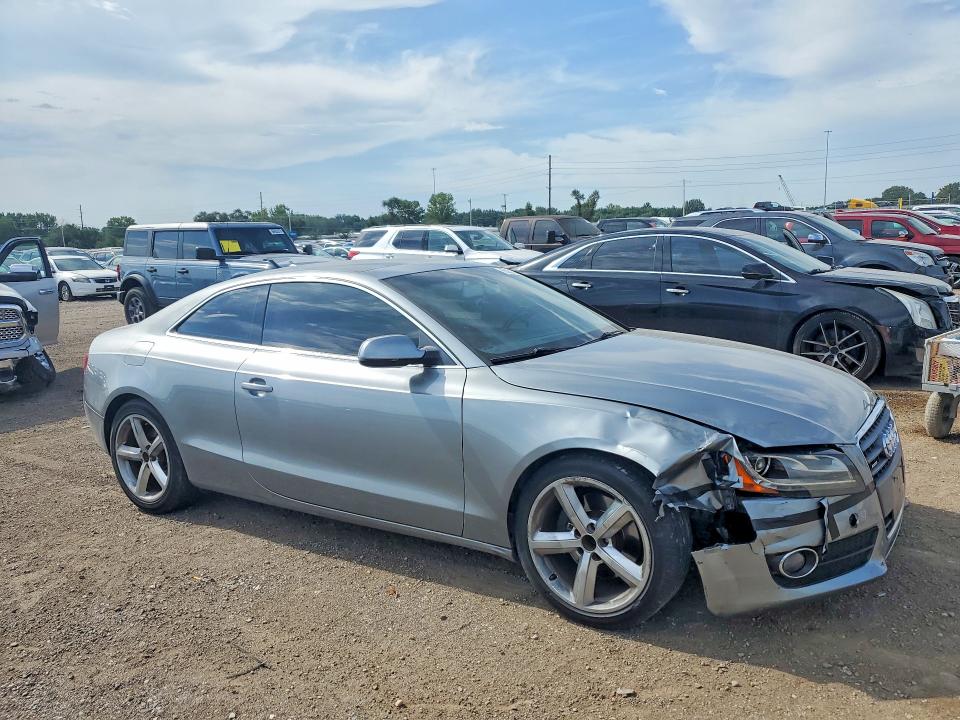 Photo 4 from auction – 2010 AUDI A5 with VIN WAULFAFR4AA010630