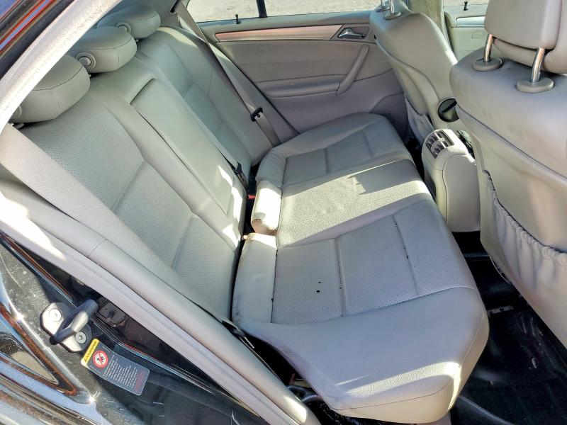 Photo 10 from auction – 2005 MERCEDES-BENZ C with VIN WDBRF40J05F654828