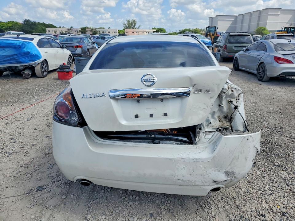 Photo 6 from auction – 2011 NISSAN ALTIMA with VIN 1N4AL2AP2BN511062