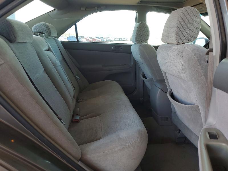 Photo 10 from auction – 2004 TOYOTA CAMRY with VIN 4T1BE32K64U899726