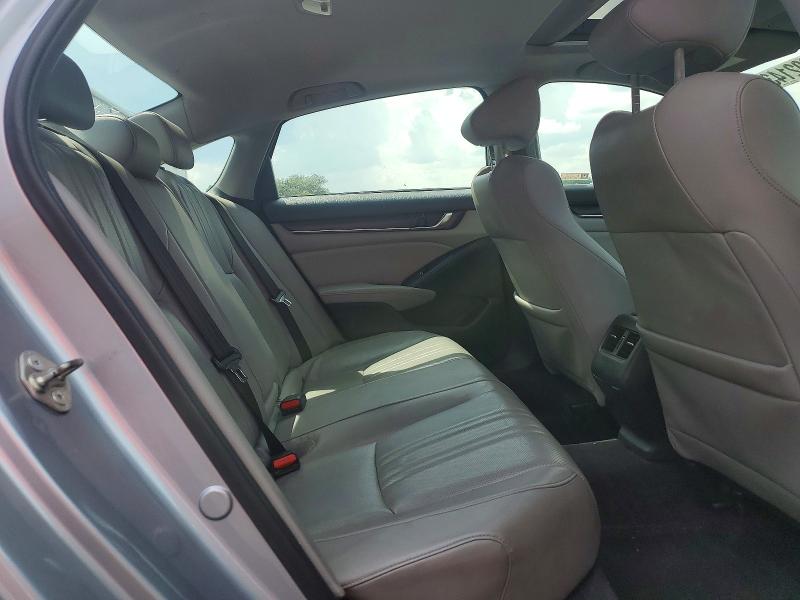 Photo 10 from auction – 2018 HONDA ACCORD with VIN 1HGCV1F98JA077769