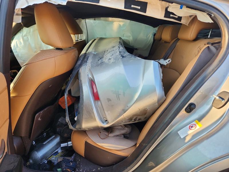 Photo 10 from auction – 2019 LEXUS ES with VIN 58ABZ1B18KU015002
