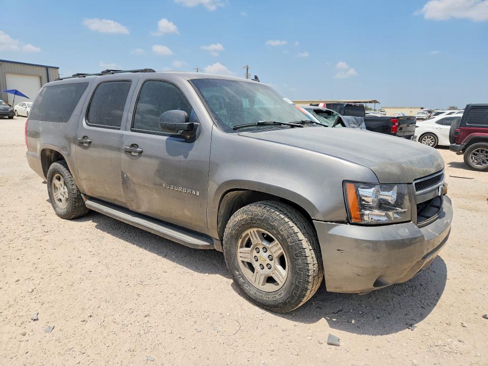 Photo 4 from auction – 2007 CHEVROLET SUBURBAN with VIN 3GNFC16017G228505