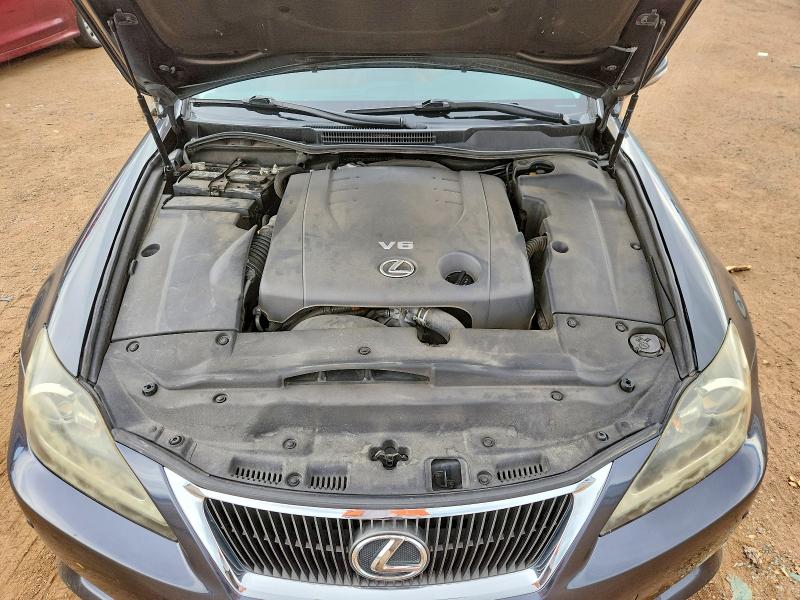 Photo 11 from auction – 2011 LEXUS IS 250C with VIN JTHFF2C28B2514959