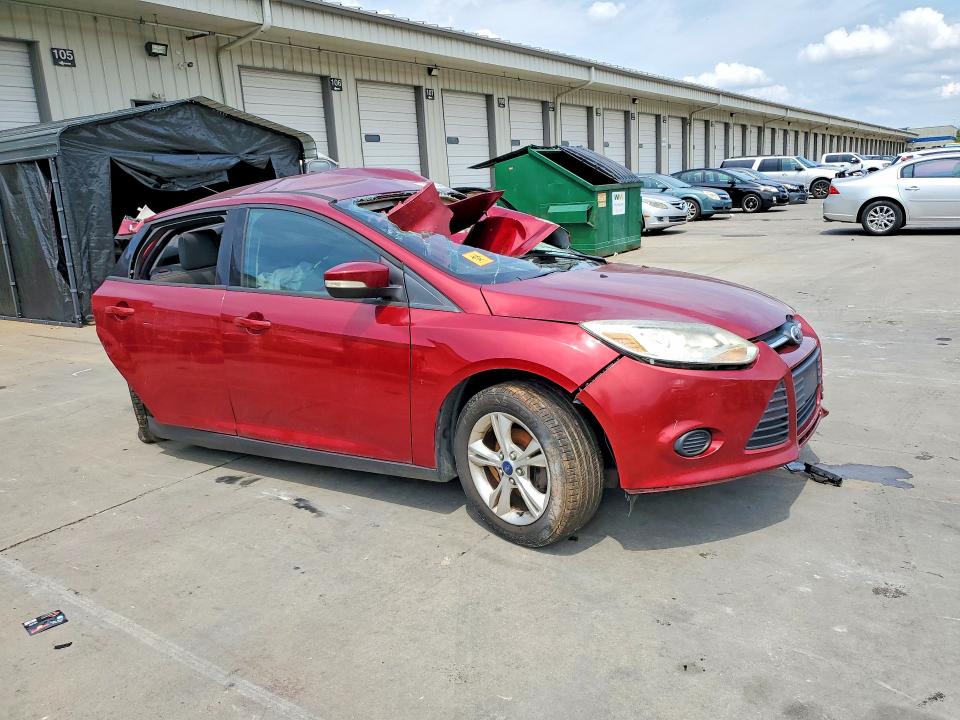 Photo 4 from auction – 2014 FORD FOCUS with VIN 1FADP3F21EL122482