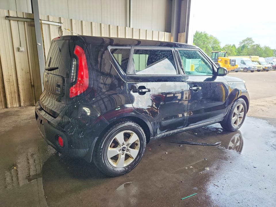 Photo 3 from auction – 2018 KIA SOUL with VIN KNDJN2A2XJ7905887