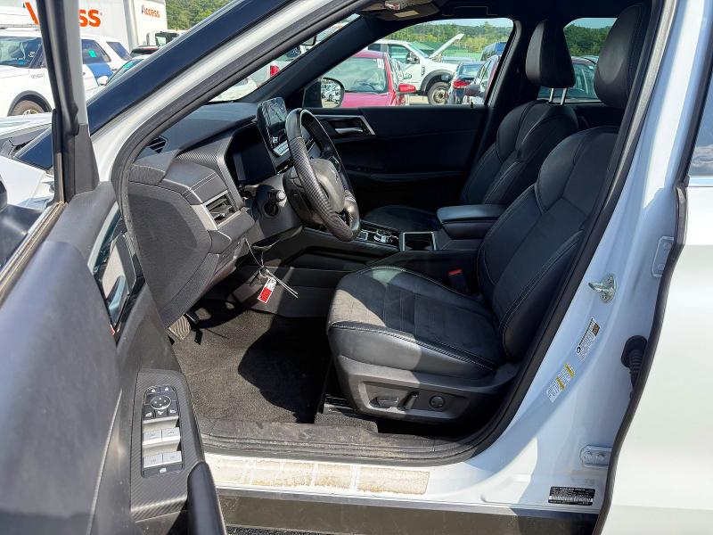 Photo 11 from auction – 2023 MITSUBISHI OUTLANDER with VIN JA4J4UA87PZ039902