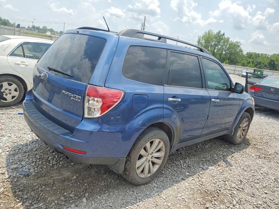 Photo 3 from auction – 2012 SUBARU FORESTER with VIN JF2SHADC0CH409120