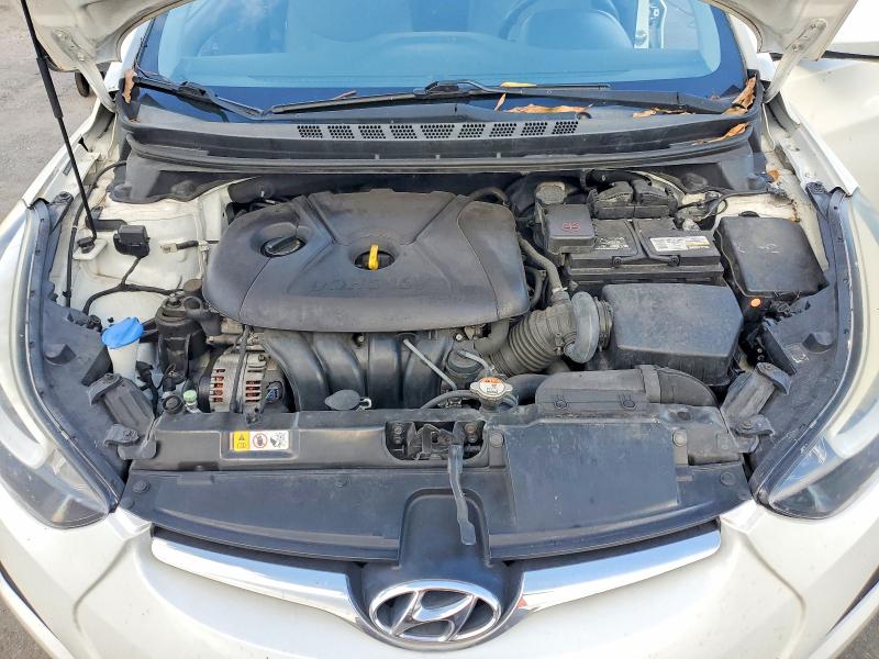 Photo 11 from auction – 2016 HYUNDAI ELANTRA with VIN 5NPDH4AE5GH743407
