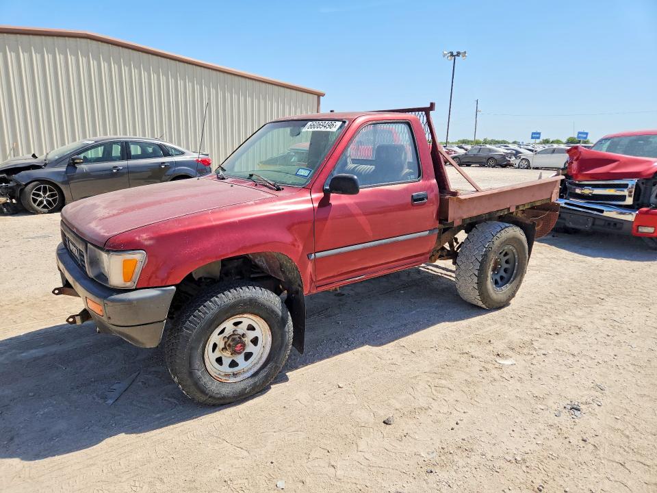 TOYOTA PICKUP 1991 with VIN JT4RN01P2M0026366 - Photo from auction