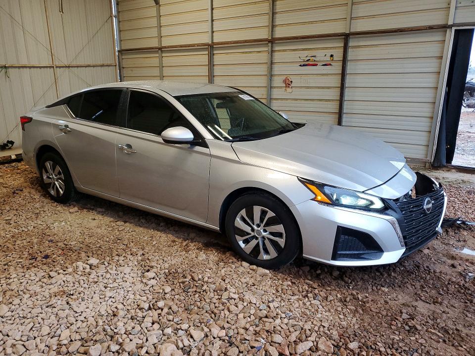 Photo 4 from auction – 2023 NISSAN ALTIMA with VIN 1N4BL4BV9PN342761