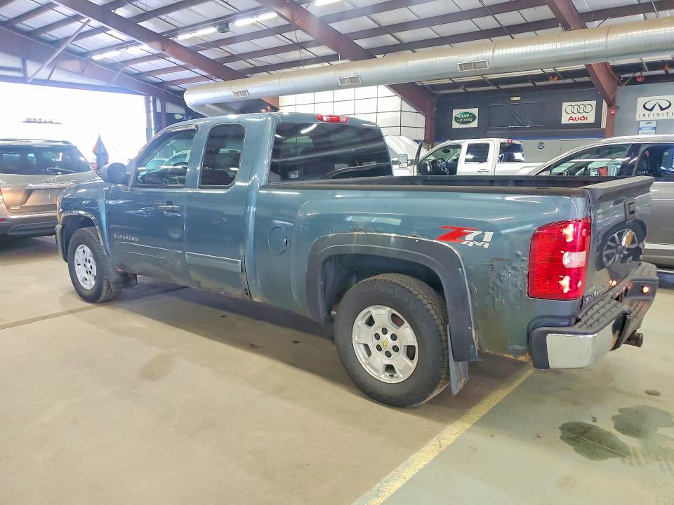 Photo 2 from auction – 2010 CHEVROLET SILVERADO with VIN 1GCSKSE37AZ151044