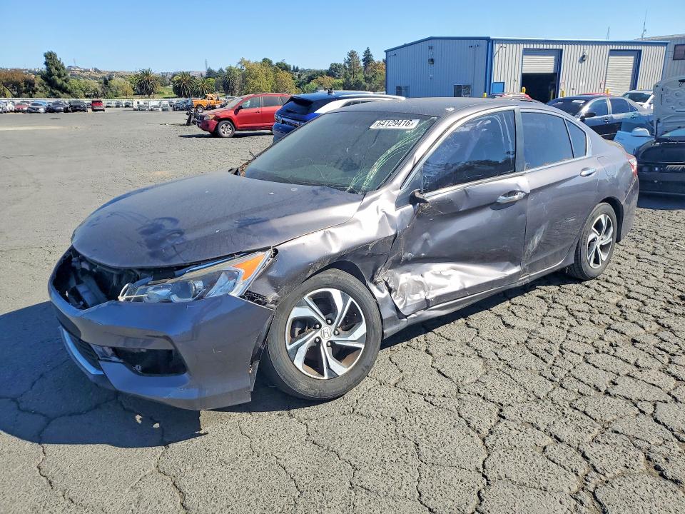 Photo 1 from auction – 2017 HONDA ACCORD with VIN 1HGCR2F34HA222080