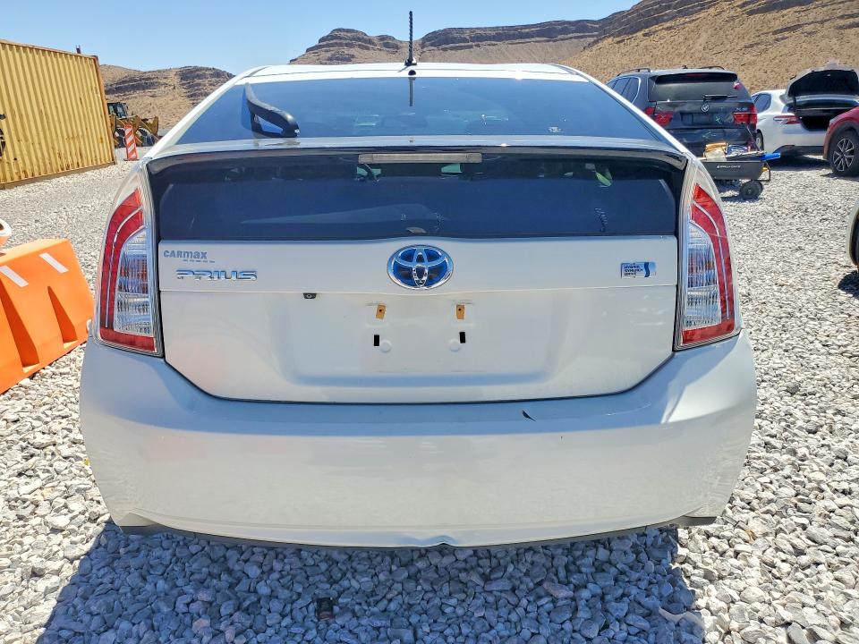 Снимка 6 от търг – 2015 TOYOTA PRIUS с VIN JTDKN3DU5F0432312
