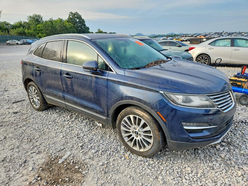 Photo 4 from auction – 2017 LINCOLN MKC with VIN 5LMCJ3C97HUL47277