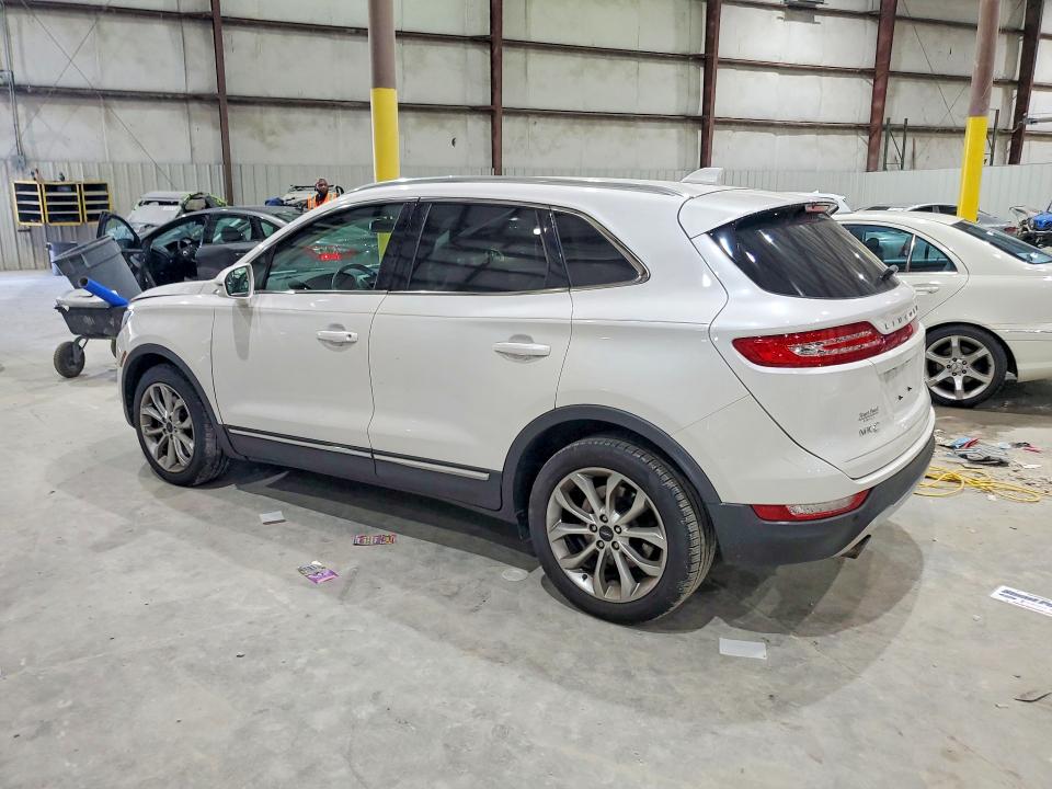 Zdjęcie 2 z aukcji – 2015 LINCOLN MKC z VIN 5LMCJ1A95FUJ26782