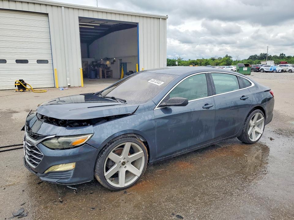 Photo 1 from auction – 2020 CHEVROLET MALIBU with VIN 1G1ZD5ST4LF041676