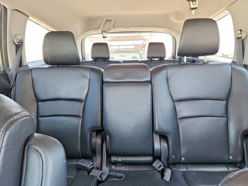 Photo 10 from auction – 2016 HONDA PILOT with VIN 5FNYF6H92GB023010