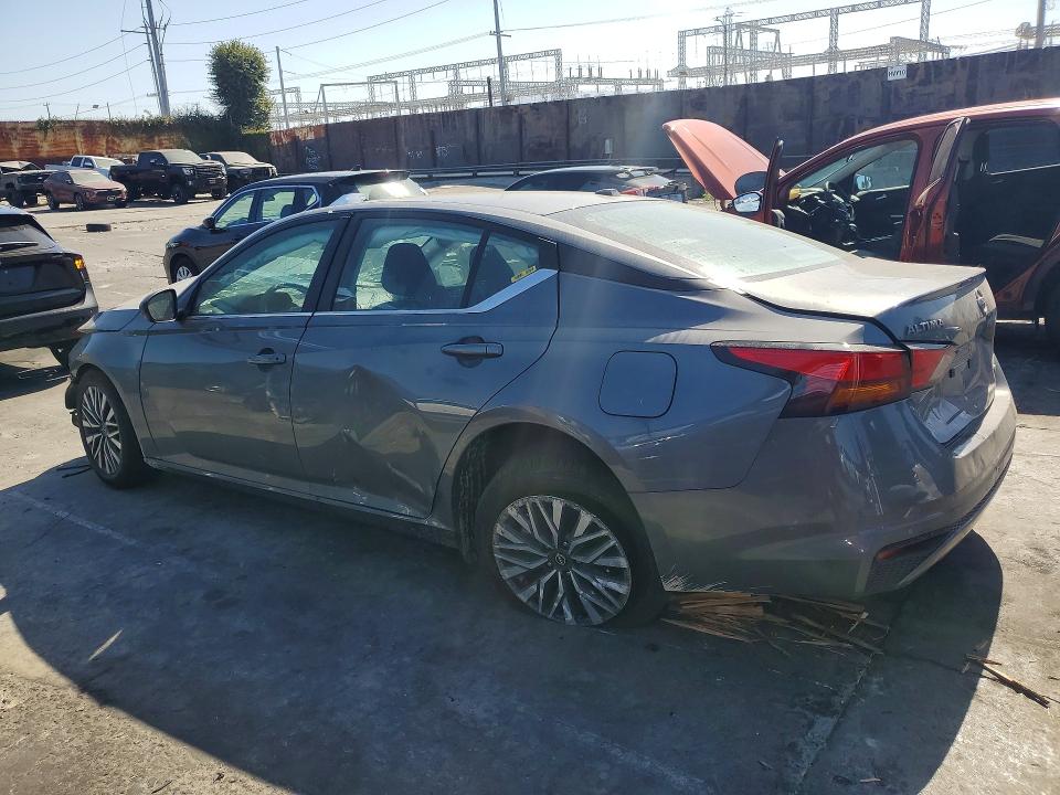 Photo 2 from auction – 2026 NISSAN ALTIMA with VIN 1N4BL4DW0TN330482