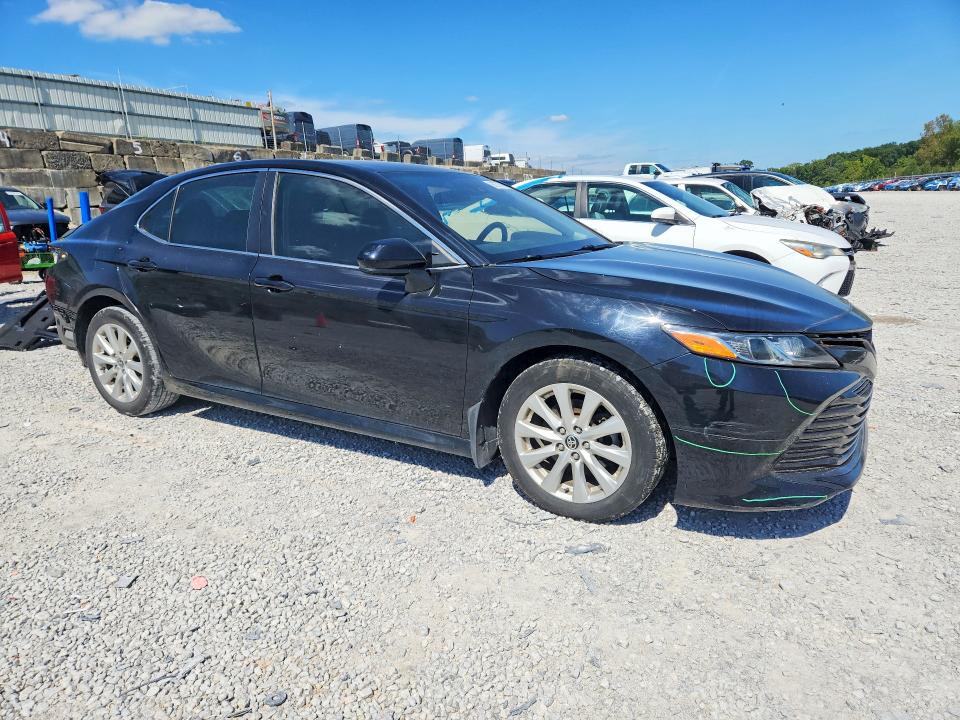 Photo 4 from auction – 2020 TOYOTA CAMRY with VIN 4T1C11AK4LU392859