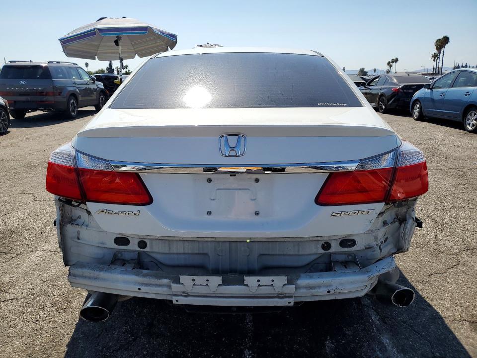 Photo 6 from auction – 2014 HONDA ACCORD with VIN 1HGCR2F56EA042029