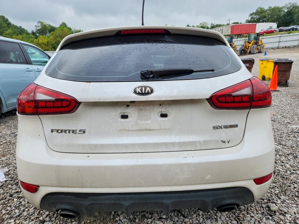 Photo 6 from auction – 2015 KIA FORTE5 with VIN KNAFZ5A36F5269070