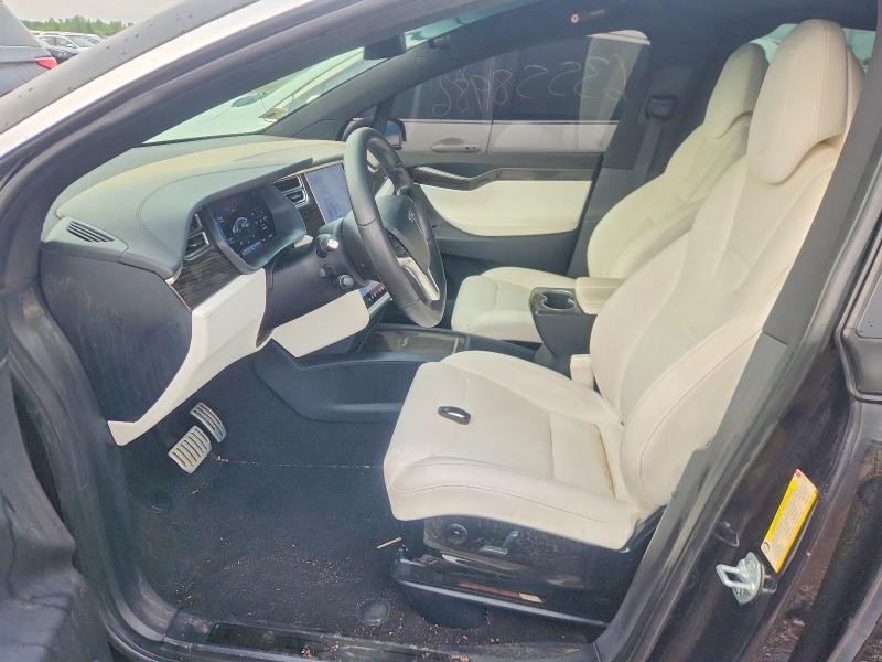 Photo 7 from auction – 2016 TESLA MODEL X with VIN 5YJXCBE41GF005720