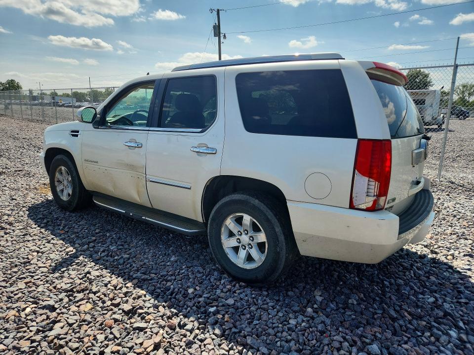 Photo 2 from auction – 2010 CADILLAC ESCALADE with VIN 1GYUKBEF7AR212177