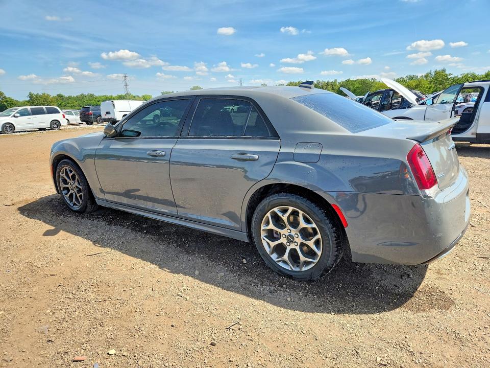 Photo 2 from auction – 2017 CHRYSLER 300 with VIN 2C3CCAGG1HH628772