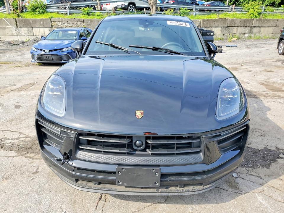 Photo 5 from auction – 2025 PORSCHE MACAN with VIN WP1AA2A52SLB09759