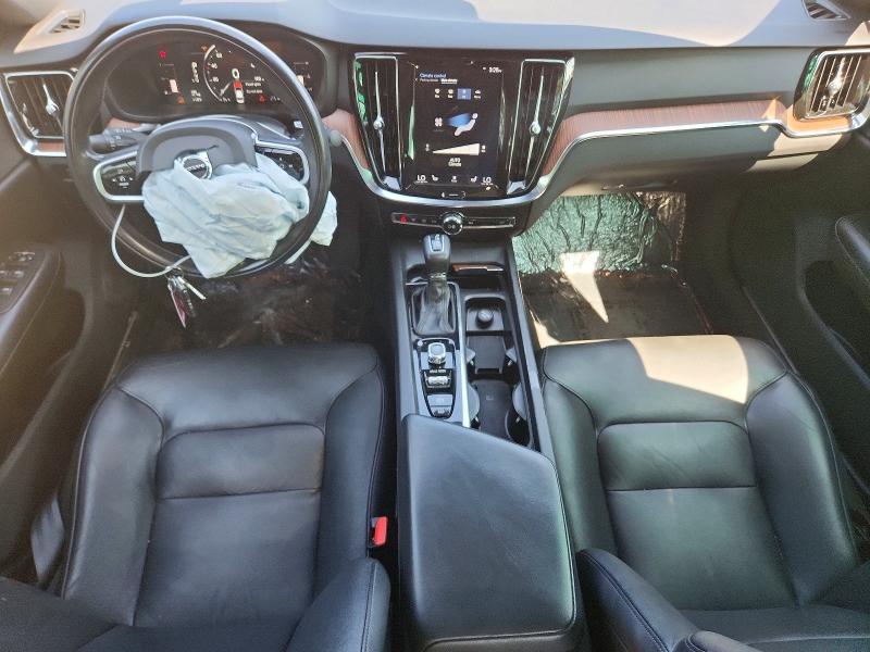 Photo 8 from auction – 2019 VOLVO S60 with VIN 7JRA22TK6KG010969