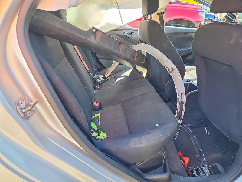 Photo 10 from auction – 2016 FORD FOCUS with VIN 1FADP3E26GL356864