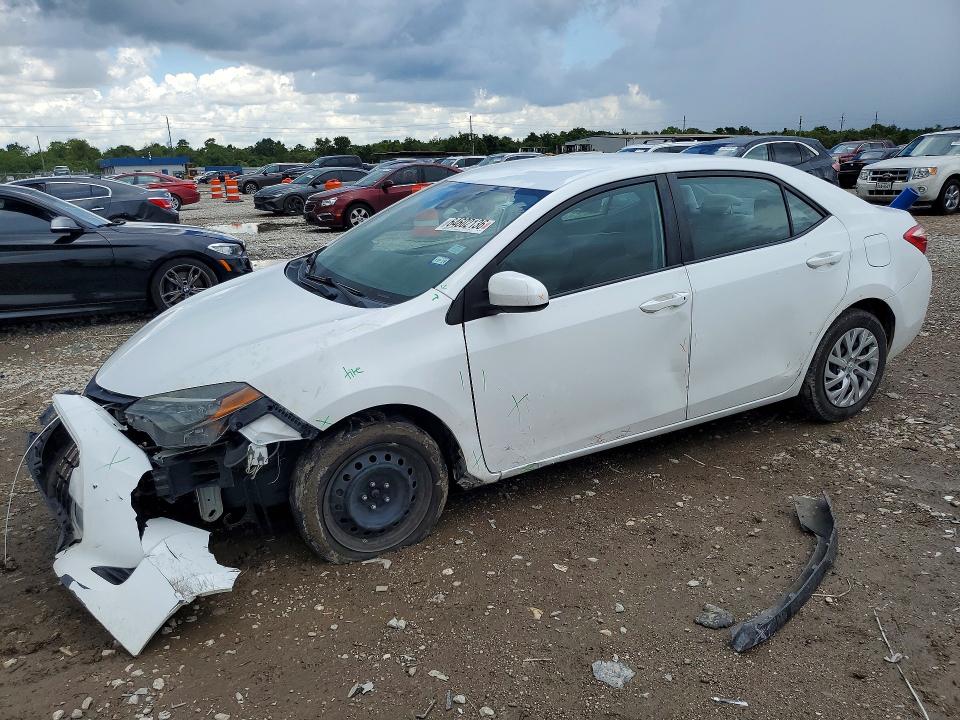 TOYOTA COROLLA 2018 with VIN 5YFBURHE1JP788134 - Photo from auction