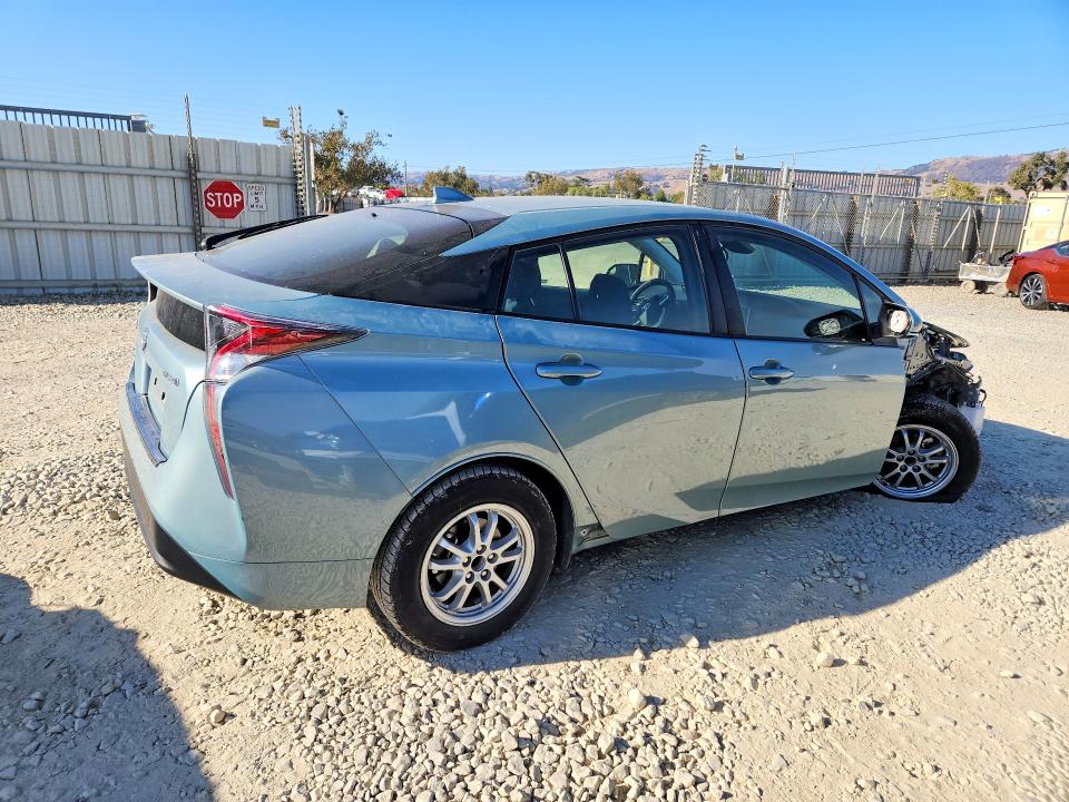 Photo 3 from auction – 2017 TOYOTA PRIUS with VIN JTDKBRFU8H3034246