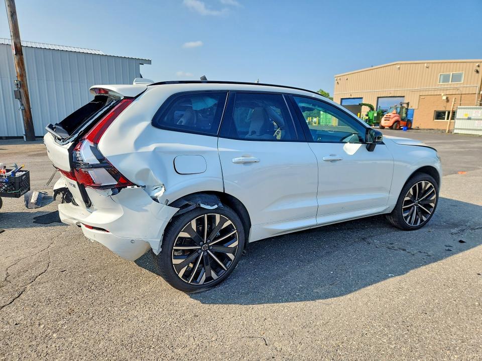 Photo 3 from auction – 2026 VOLVO XC60 with VIN YV4M12RM5T1416430