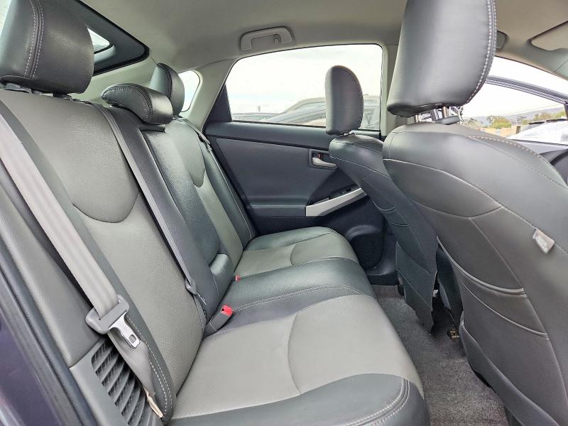 Photo 10 from auction – 2013 TOYOTA PRIUS with VIN JTDKN3DU8D5564514