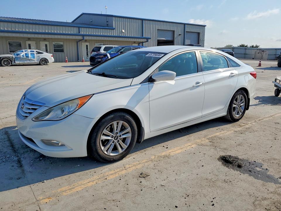 HYUNDAI SONATA 2013 with VIN 5NPEB4AC3DH656279 - Photo from auction