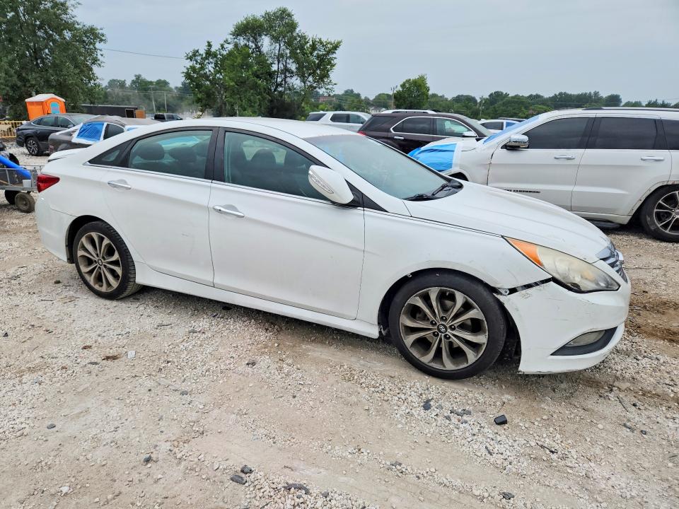 Фото 4 с аукциона – 2014 HYUNDAI SONATA с VIN 5NPEC4AB6EH842971