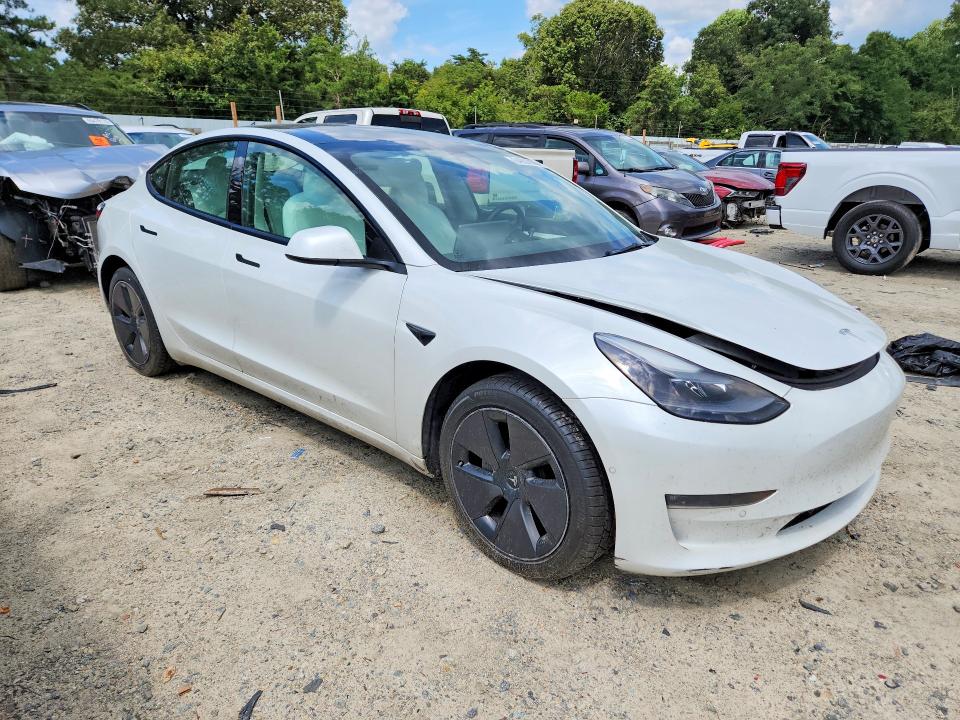 Photo 4 from auction – 2022 TESLA MODEL 3 with VIN 5YJ3E1EB0NF231598